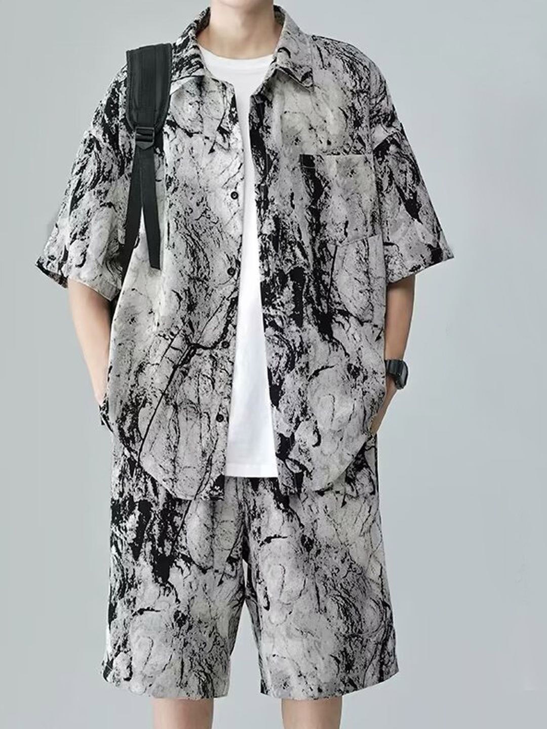 

StyleCast Abstract Printed Shirt Collar Short Sleeves Shirt With Shorts, Grey