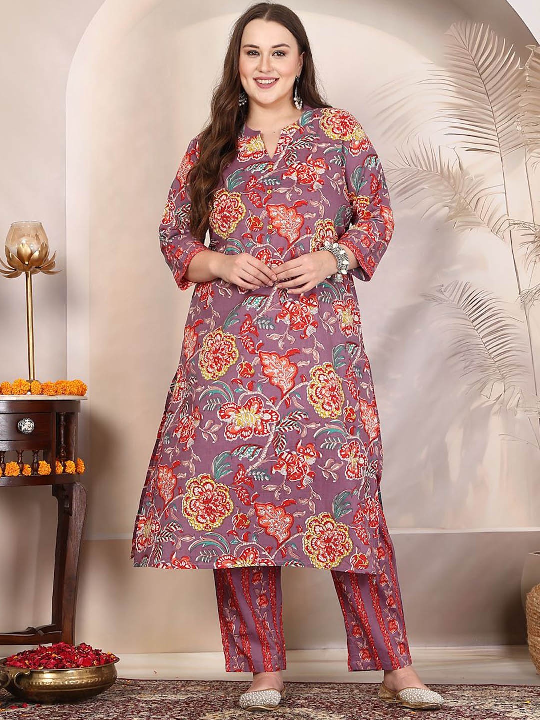 

Sringam Women Floral Printed Regular Pure Cotton Kurta with Trousers, Purple