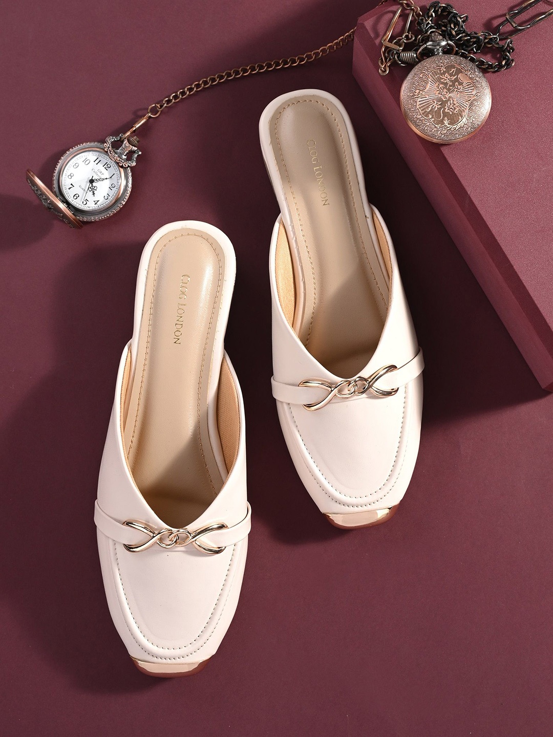 

CLOG LONDON Women Wedge Mules, Off white