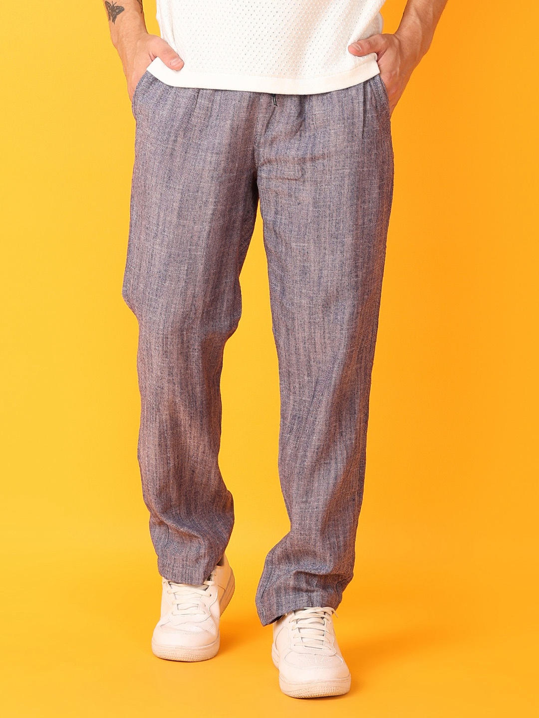 

V-Mart Men Solid Mid-Rise Chinos Trousers, Grey