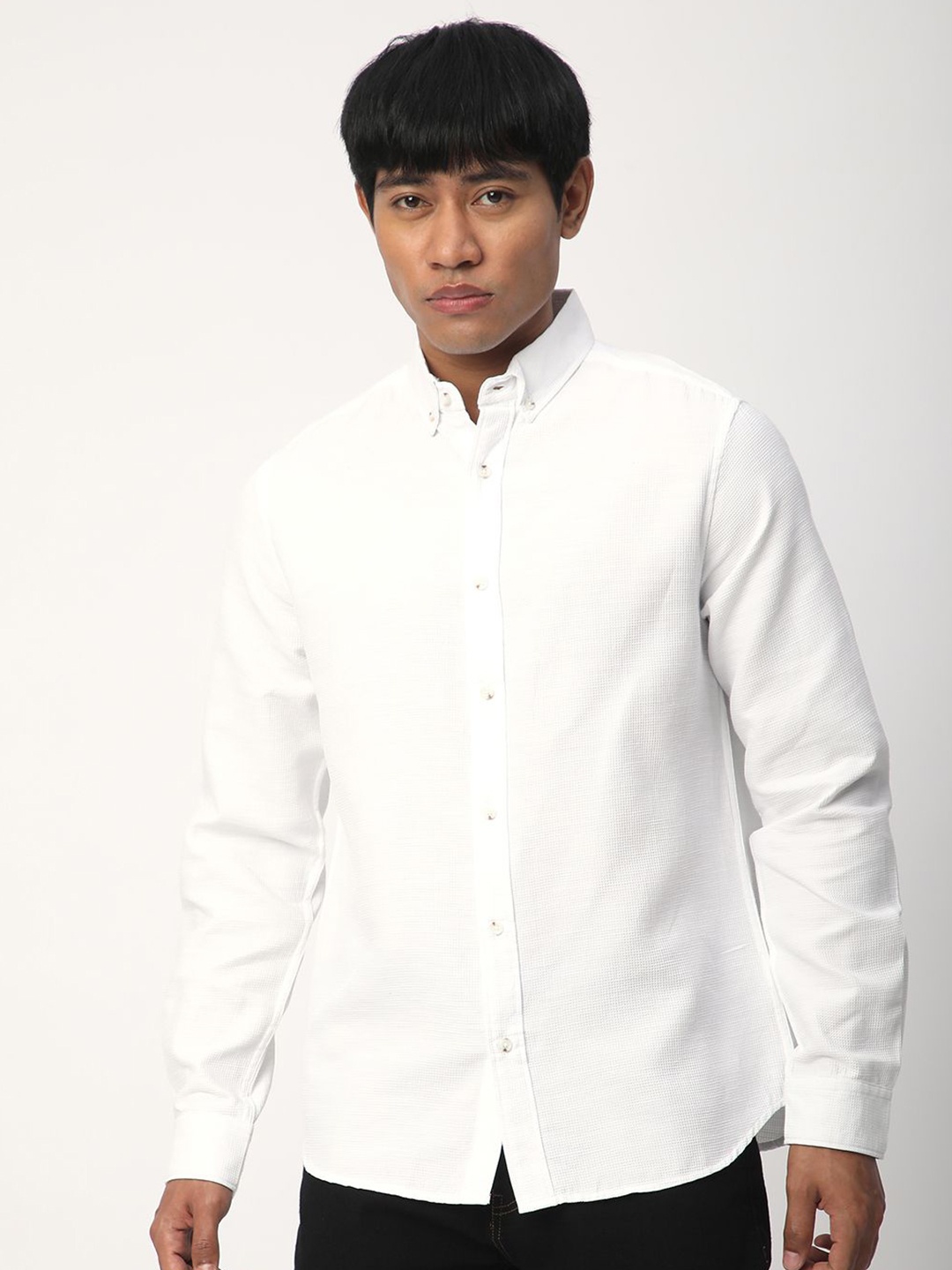 

R&B Men Button-Down Collar Solid Cotton Casual Shirt, White