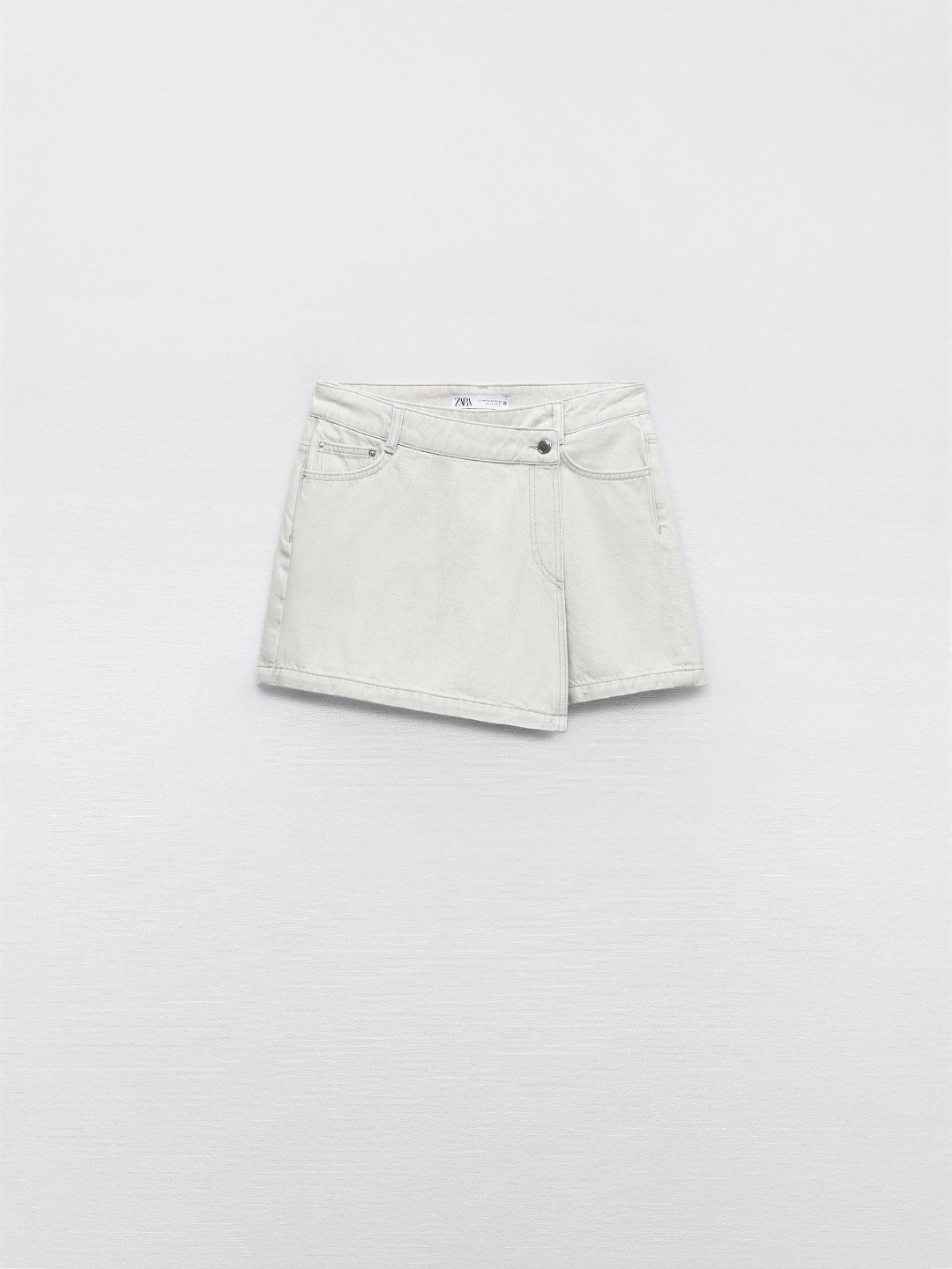 

ZARA Women Grey Shorts