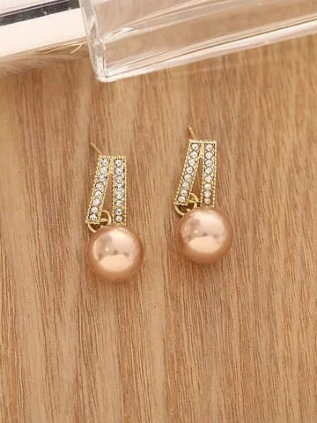 

CareDone Drop Earrings, Rose