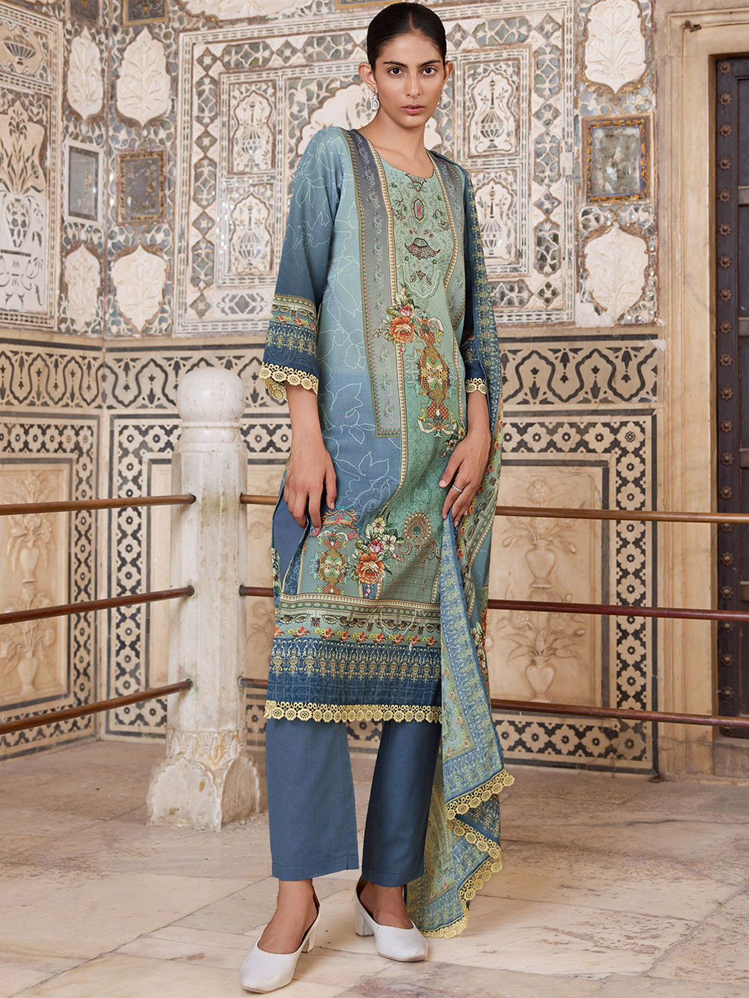 

VIRICA Floral Printed Beads & Stones Straight Kurta With Trousers & Dupatta, Teal