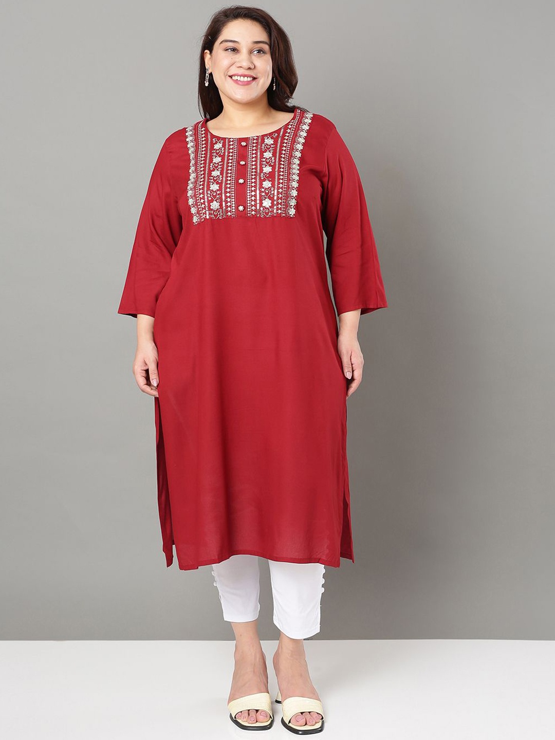 

Sztori Plus Size Floral Yoke Design Mirror Work Straight Kurta, Red