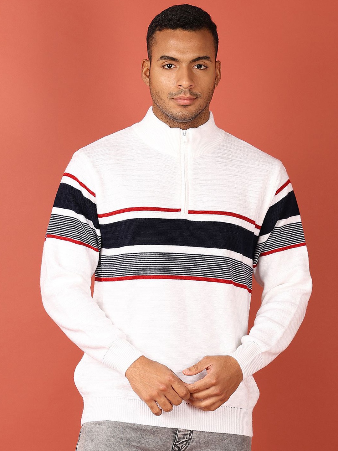 

V-Mart Men Colourblocked Pullover, White