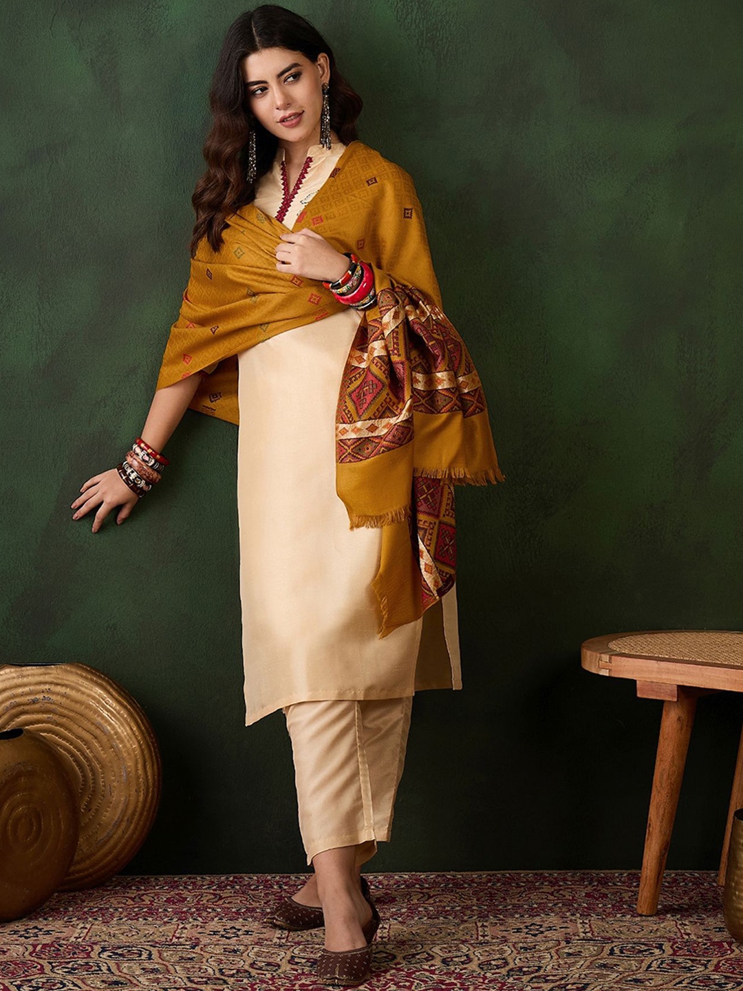 

Sangria Geometric Woven Design Winter Pashmina Shawl, Mustard