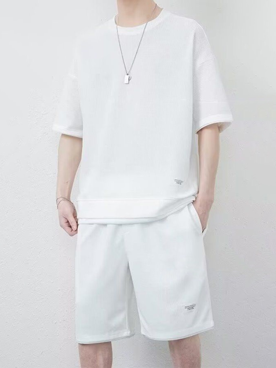 

StyleCast Round Neck Short Sleeves T-Shirt With Shorts, White