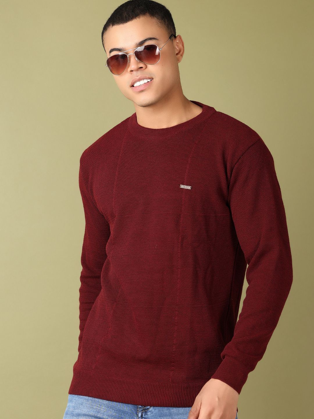 

V-Mart Men Round Neck Pullover, Red