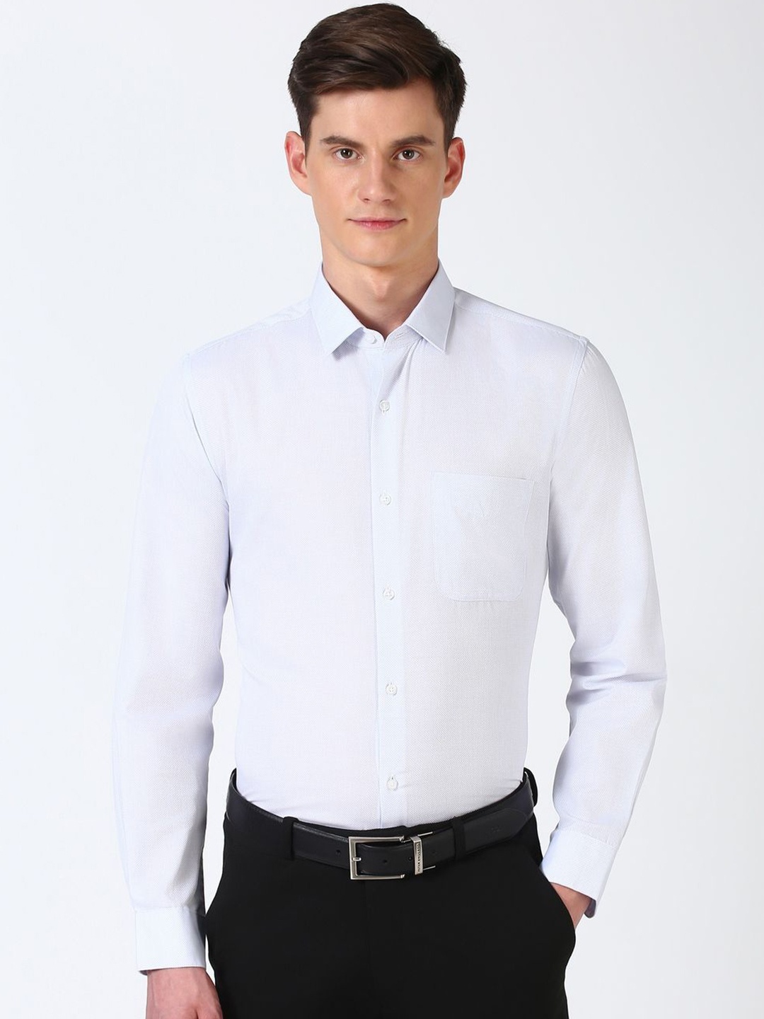 

Peter England Men Spread Collar Textured Cotton Slim Fit Casual Shirt, Blue