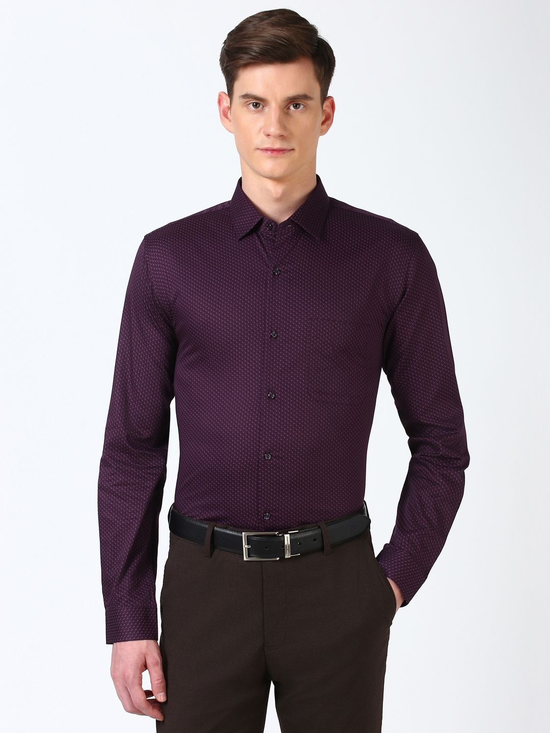 

Peter England Men Spread Collar Micro Ditsy Printed Cotton Slim Fit Casual Shirt, Purple