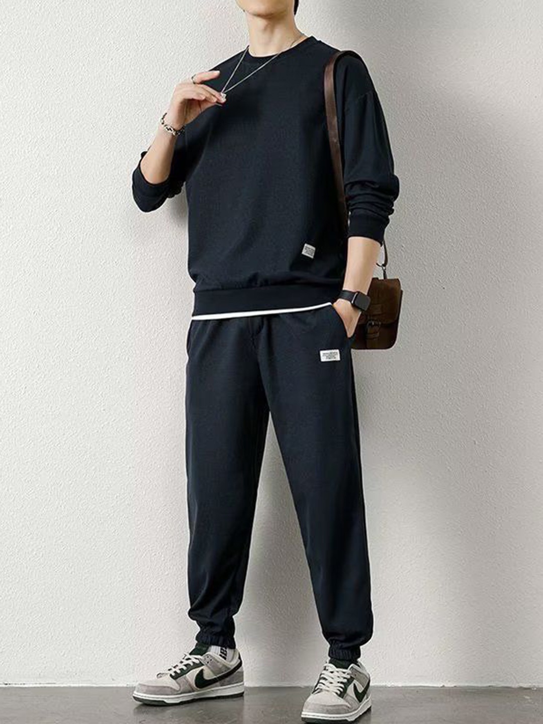 

StyleCast Round Neck Long Sleeves T-Shirt With Joggers Co-Ords, Black