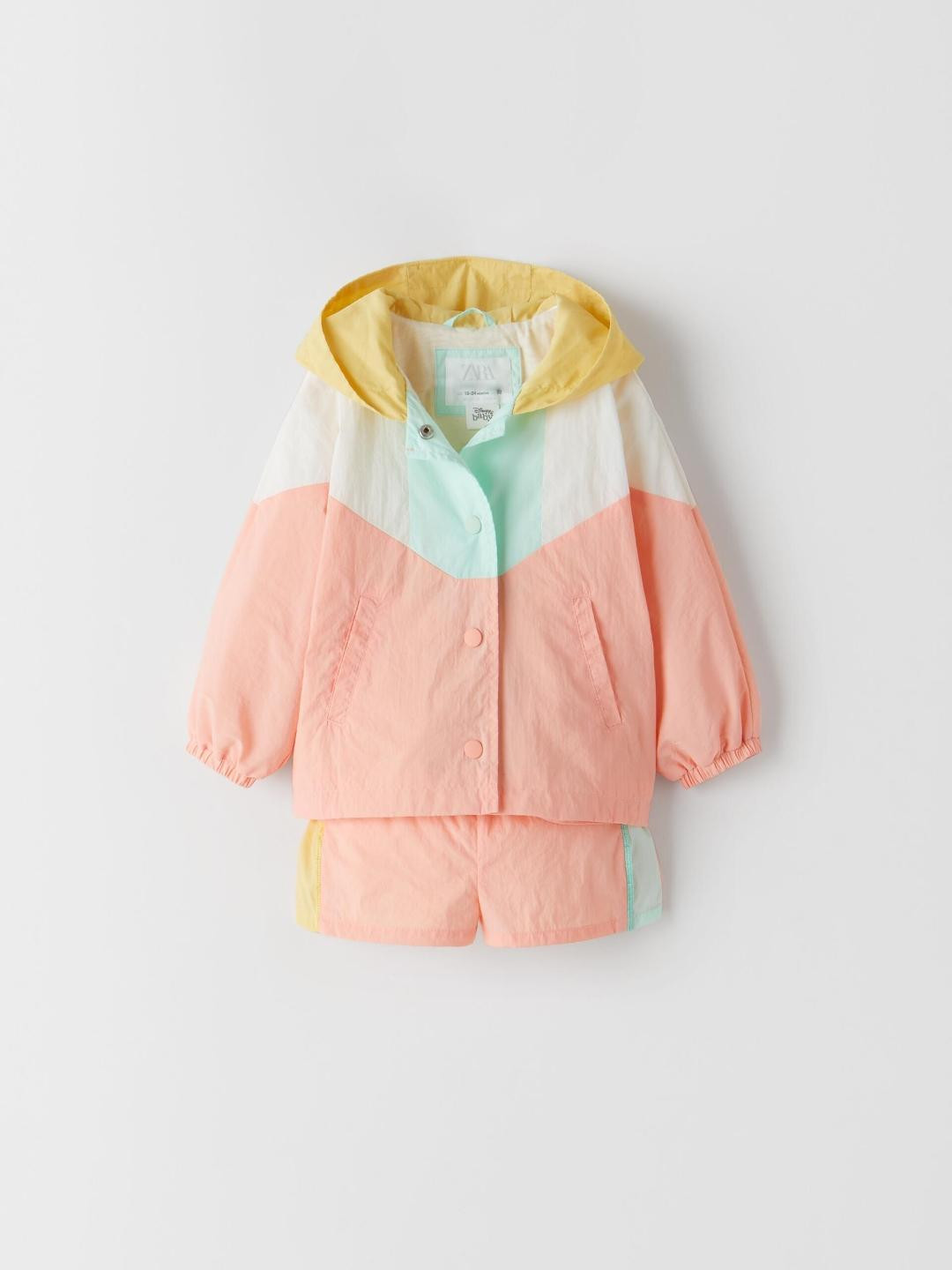 

ZARA Women Beige Shorts