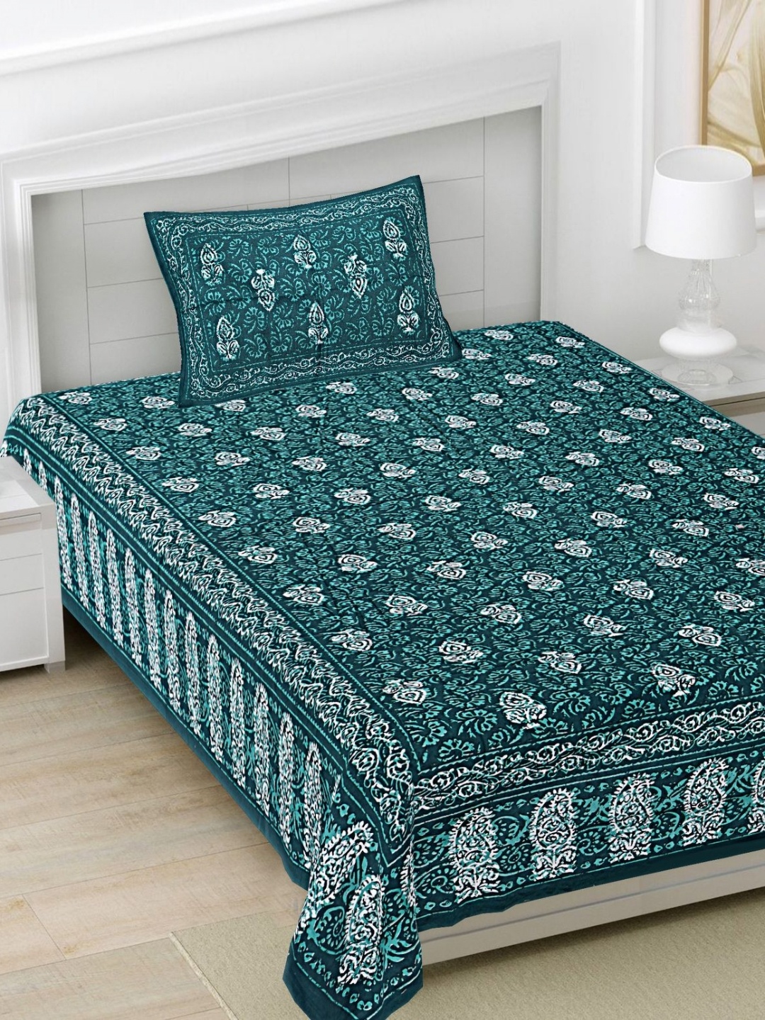 

FrionKandy Living Sea Green Ethnic Motifs Printed Cotton 180 TC Single Bedsheet Set