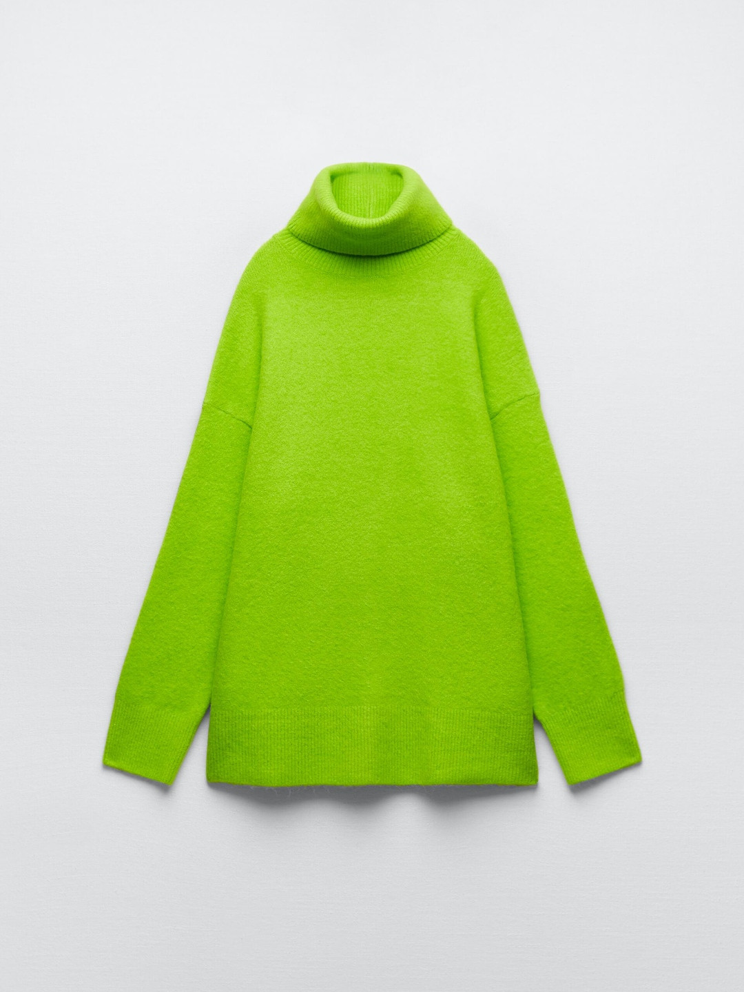 

ZARA Women Fluorescent Green Sweaters