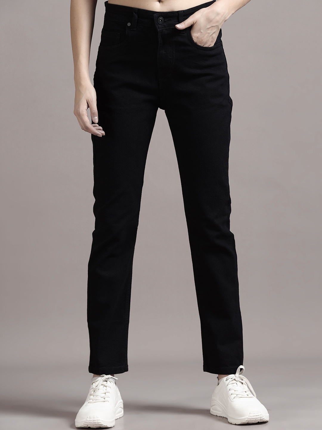 

The Roadster Lifestyle Co Women Cotton Slim Fit Stretchable Jeans, Black