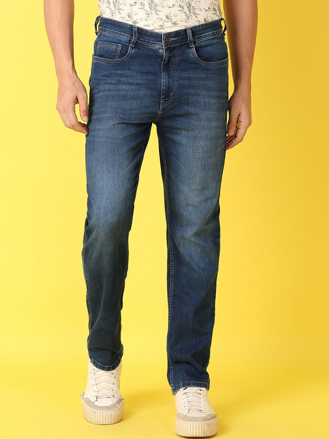 

V-Mart Men Straight Fit Heavy Fade Stretchable Jeans, Blue