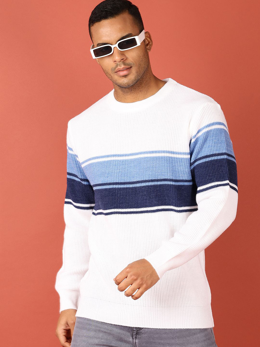 

V-Mart Men Colourblocked Pullover Sweaters, White