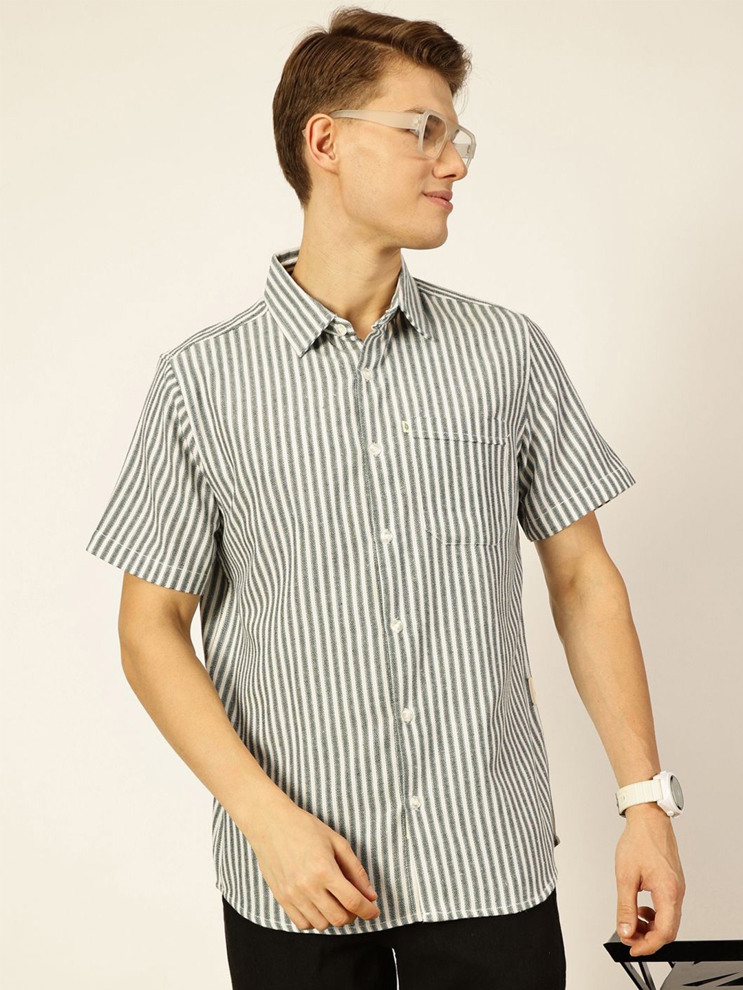 

Thomas Scott Men Classic Slim Fit Opaque Striped Casual Shirt, Green