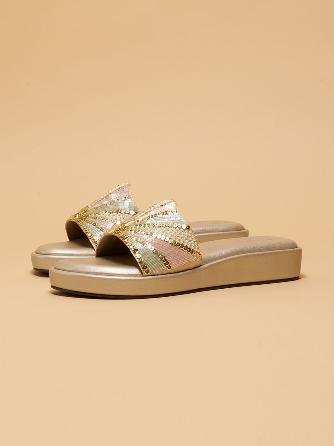 

ERIDANI Veda Embroidered Flats, Gold