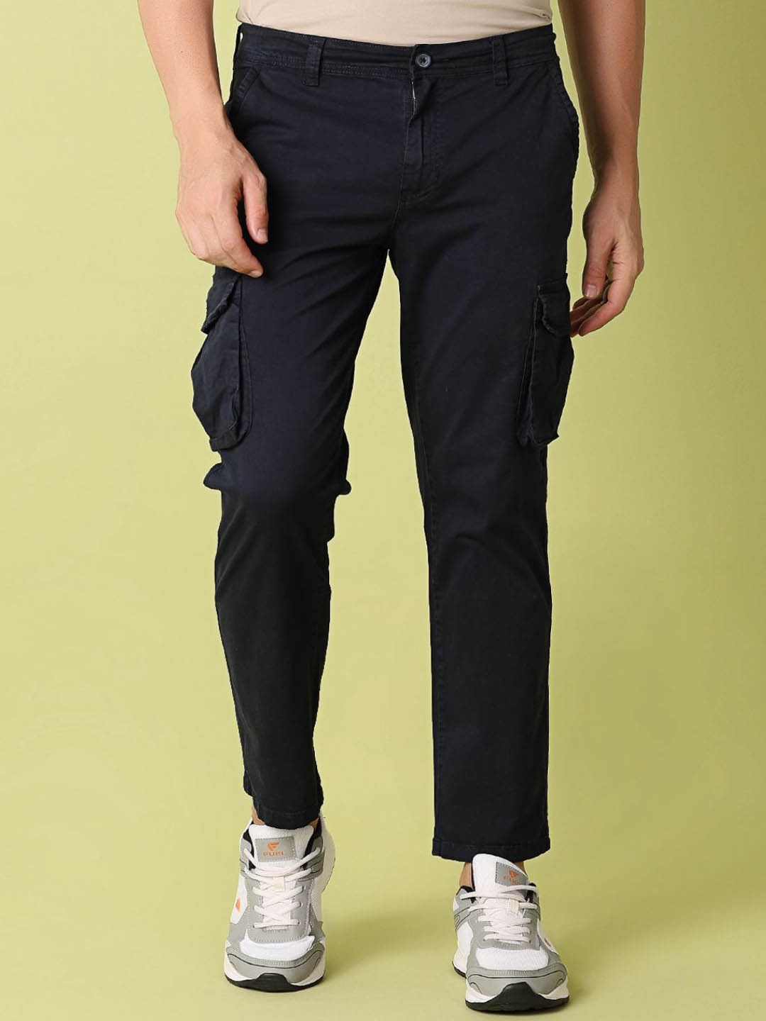 

V-Mart Men Mid-Rise Cotton Cargos, Navy blue