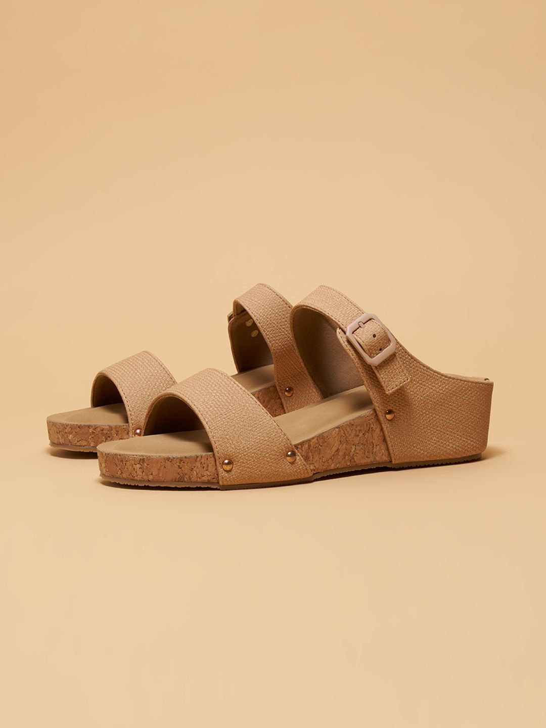 

ERIDANI Jake Ankle Strap Wedges, Beige