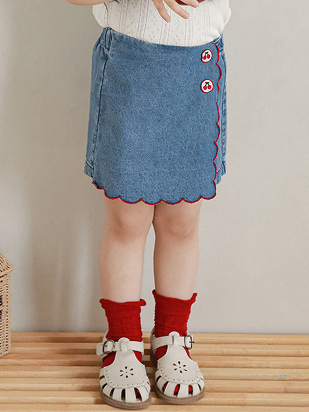 

LULU & SKY Girls Loose Fit High-Rise Denim Shorts, Blue