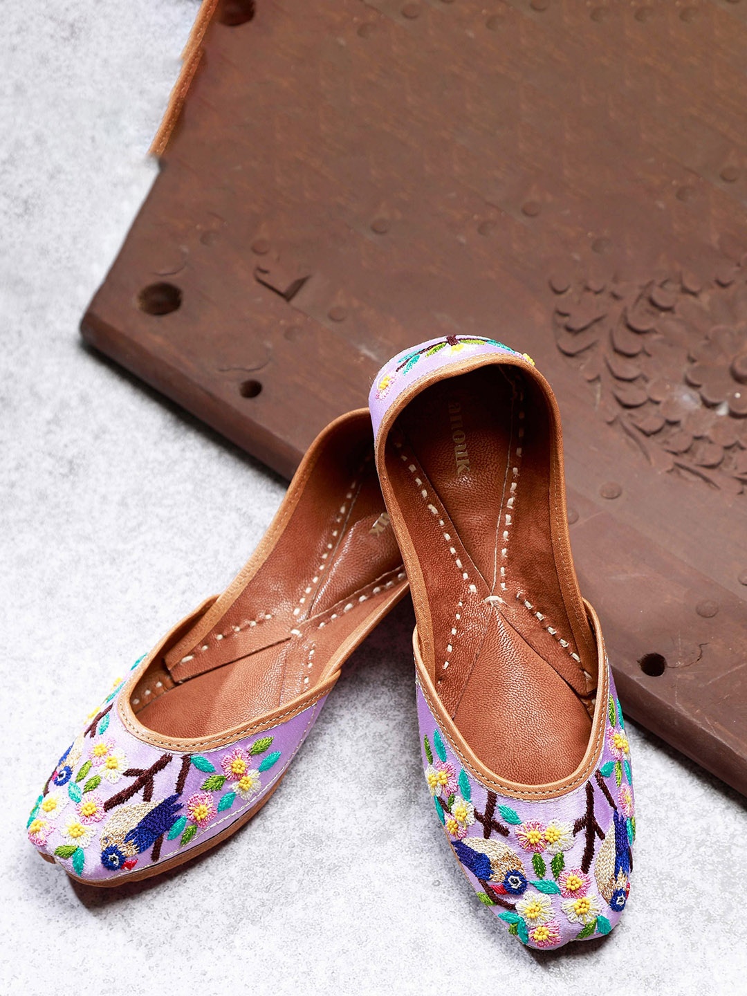 

Anouk Women Mojaris with Embroidered Flats, Lavender