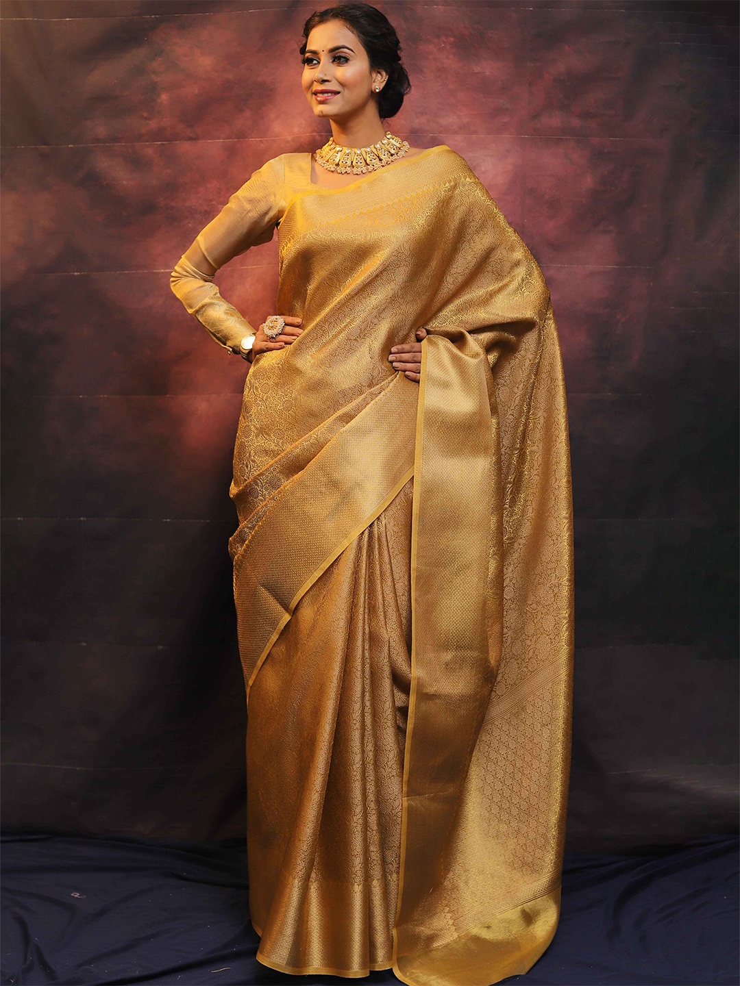 

Banarasee Ethnic Motifs Zari Tissue Heavy Work Banarasi Saree, Gold