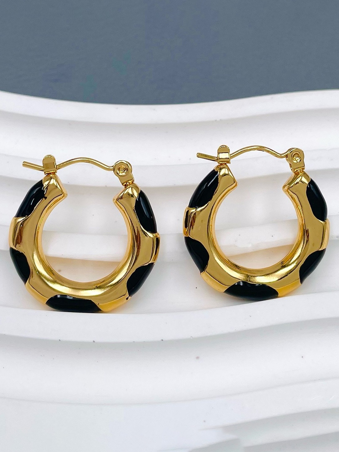 

ZIVOM 18KT Gold-Plated Anti Tarnish Emerald Circular Hoop Earrings