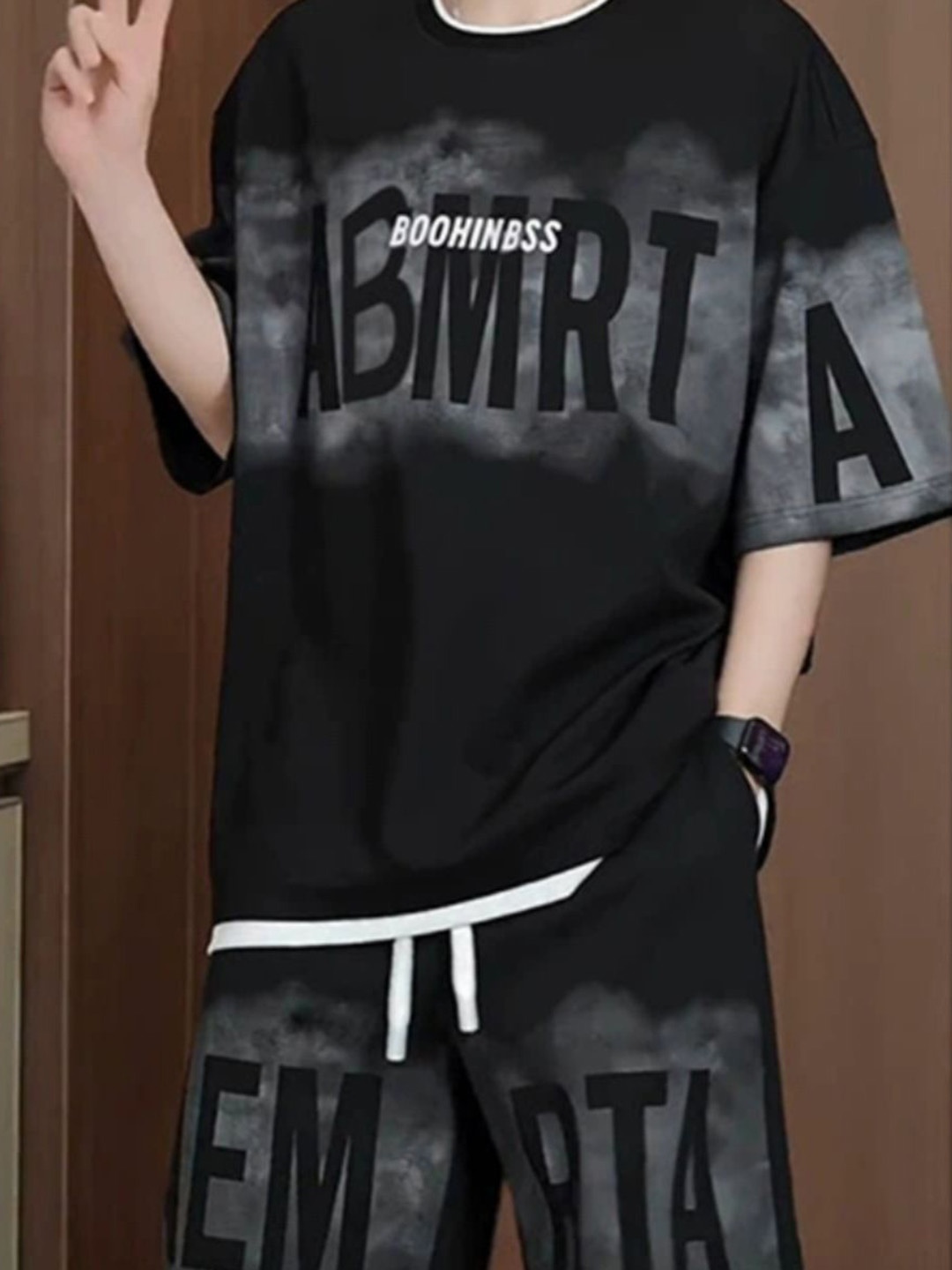 

StyleCast Printed Round Neck Short Sleeves T-Shirt With Shorts, Black