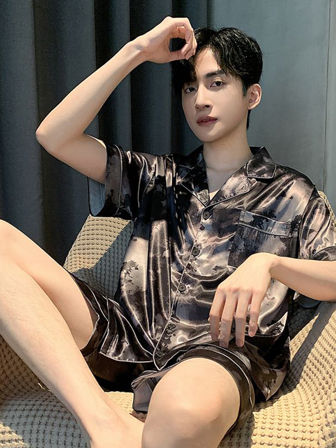 

StyleCast Black Abstract Printed Shirt With Shorts