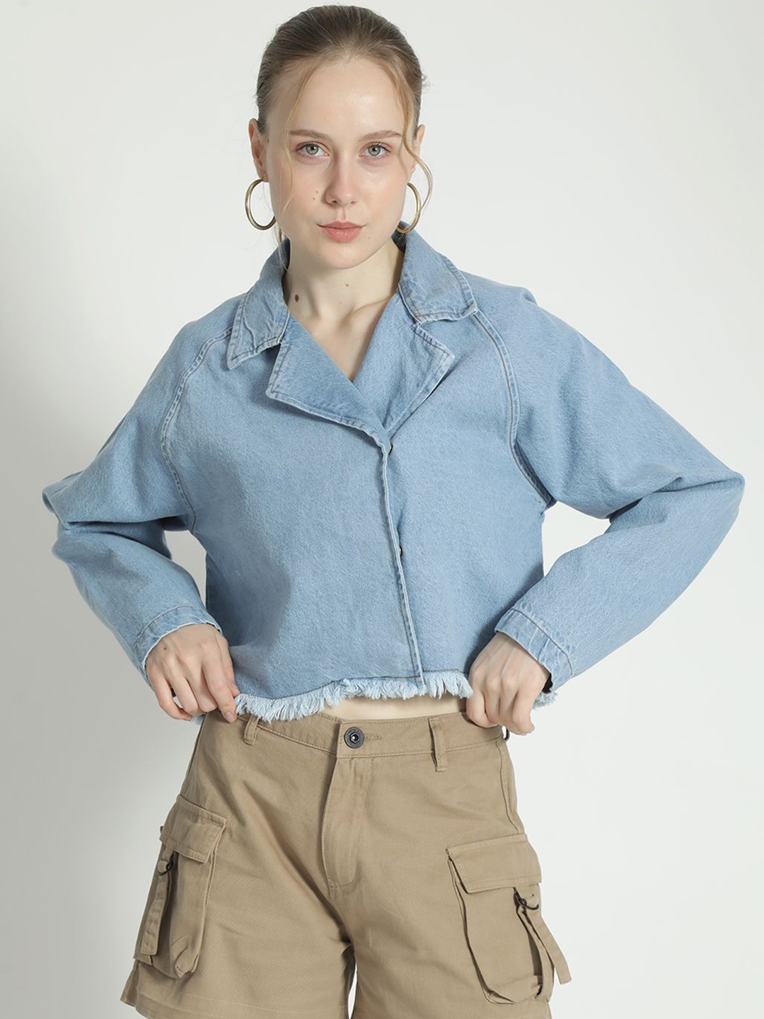 

Roadster The Lifestyle Co. Women Lapel Collar Solid Cotton Casual Denim Jacket, Blue