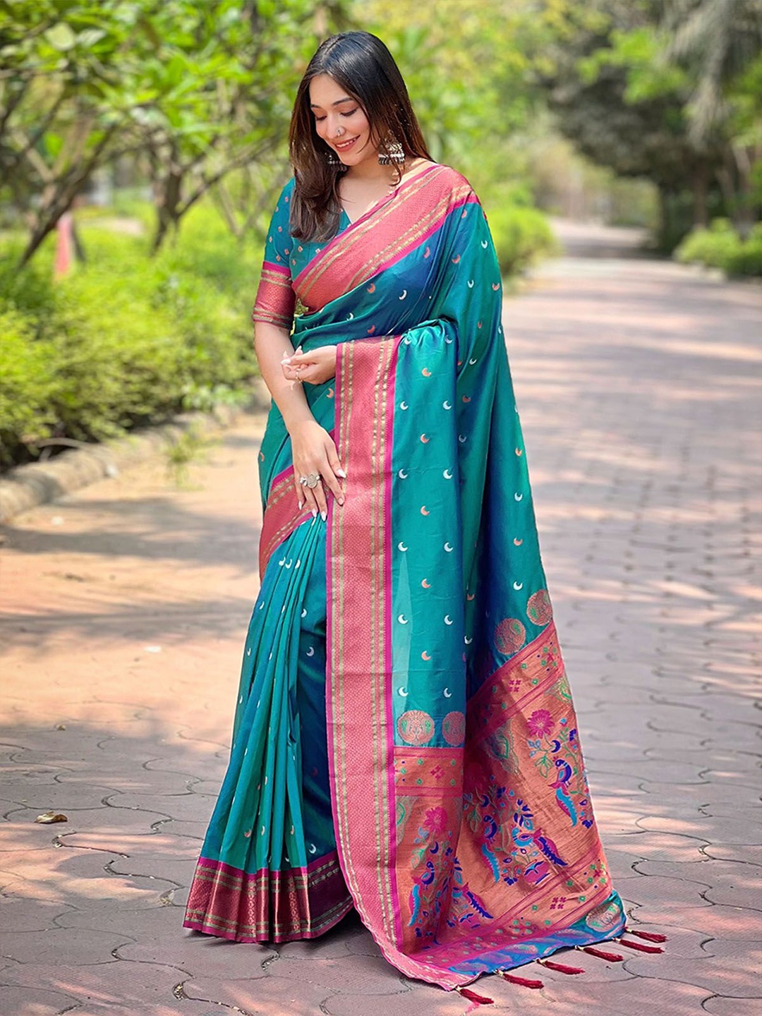 

ODETTE Woven Design Zari Saree With Blouse Piece, Teal