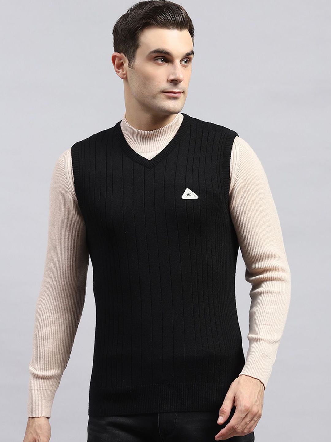 

Monte Carlo Men Solid Woollen Pullover, Black