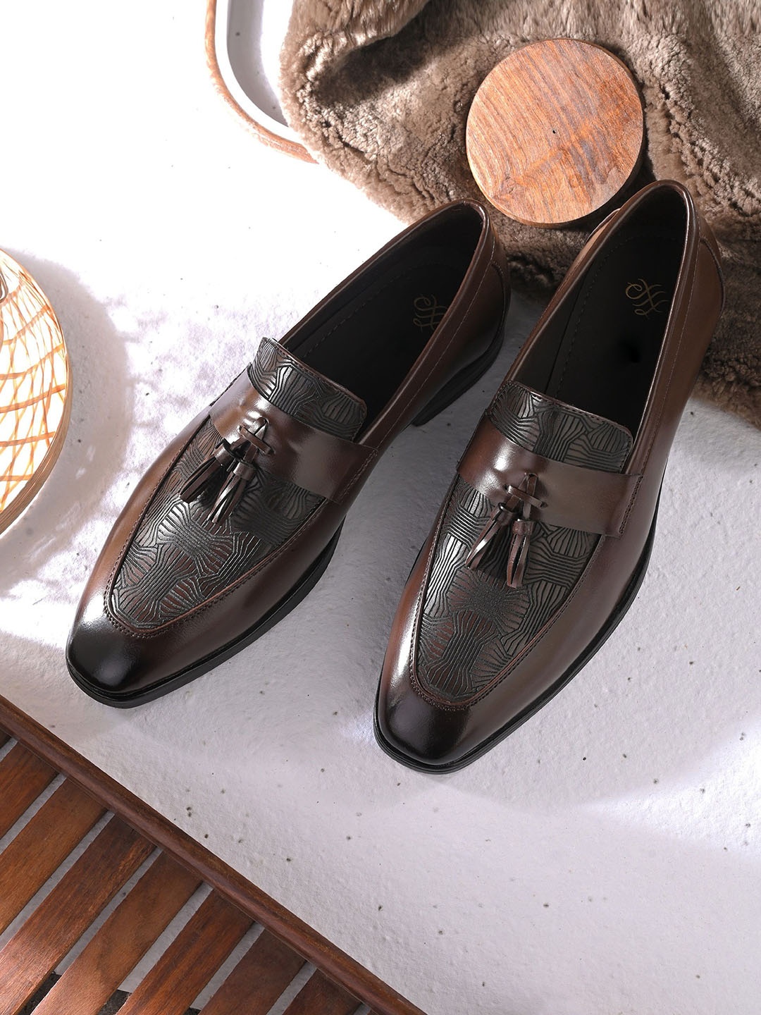 

House of Pataudi Men Textured Formal Loafers, Brown
