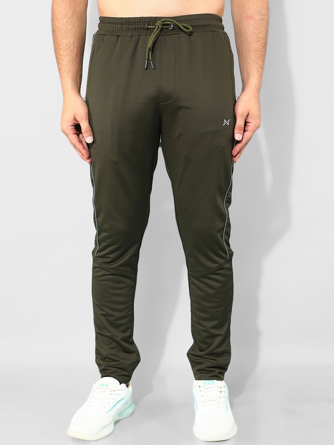 

Force NXT Men Antimicrobial Mid-Rise Sports Joggers, Olive