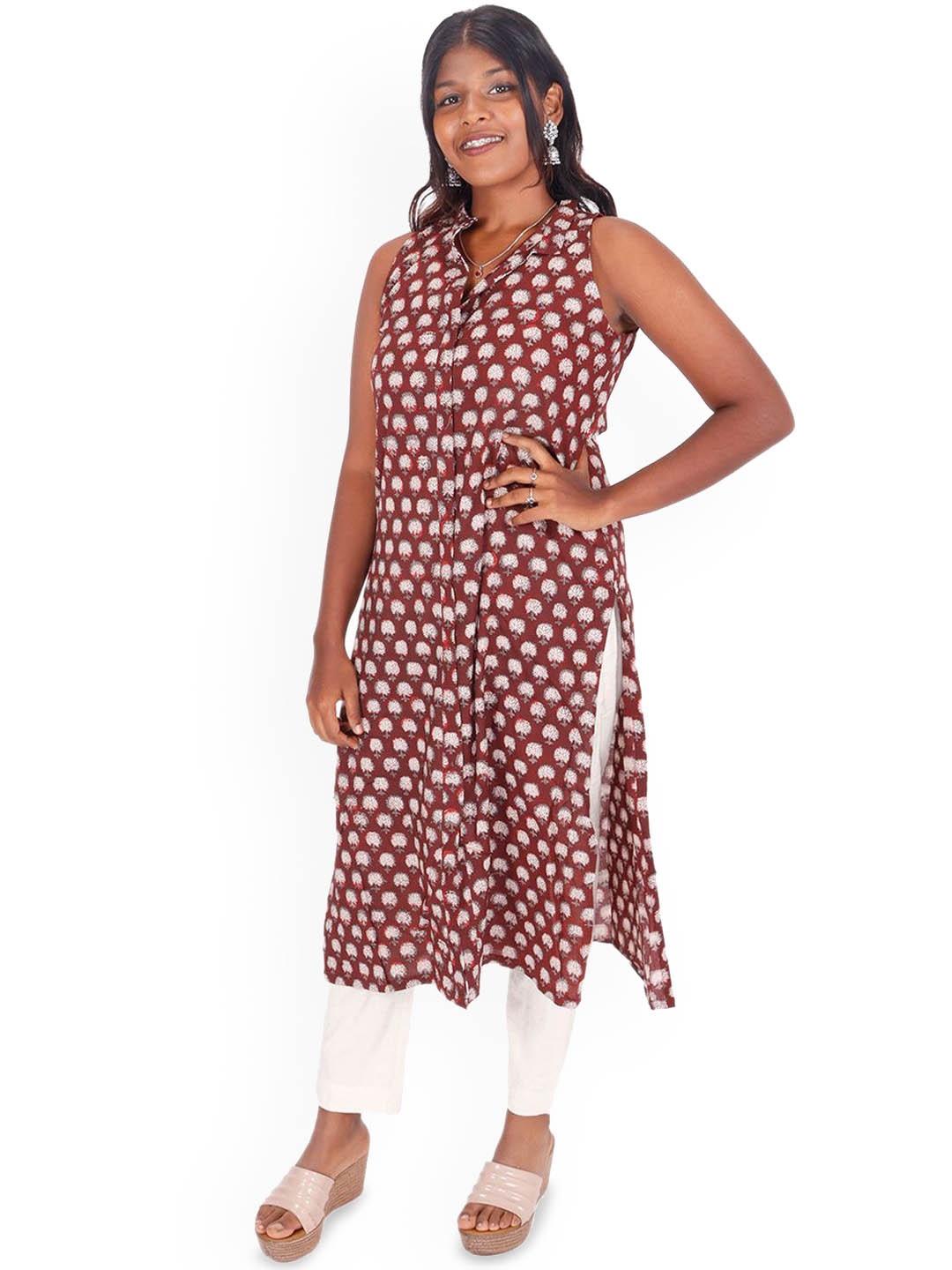 

Avishya Floral Printed Mandarin Collar Cotton Straight Kurta, Brown