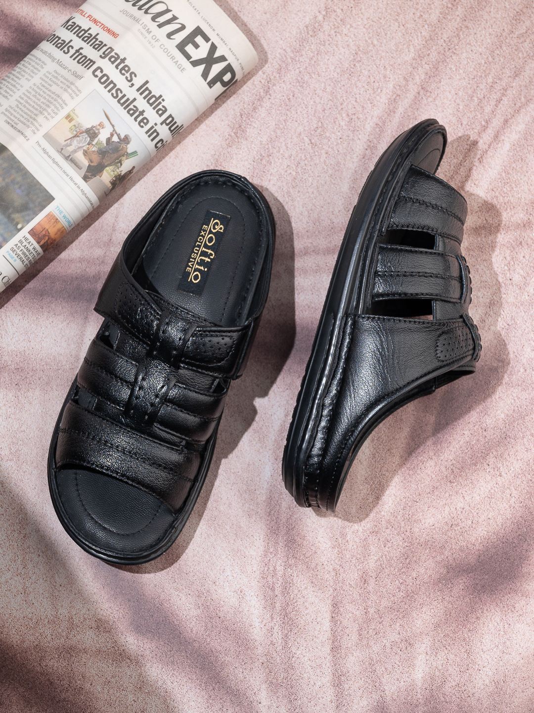 

SOFTIO Men Leather Comfort Sandals, Black