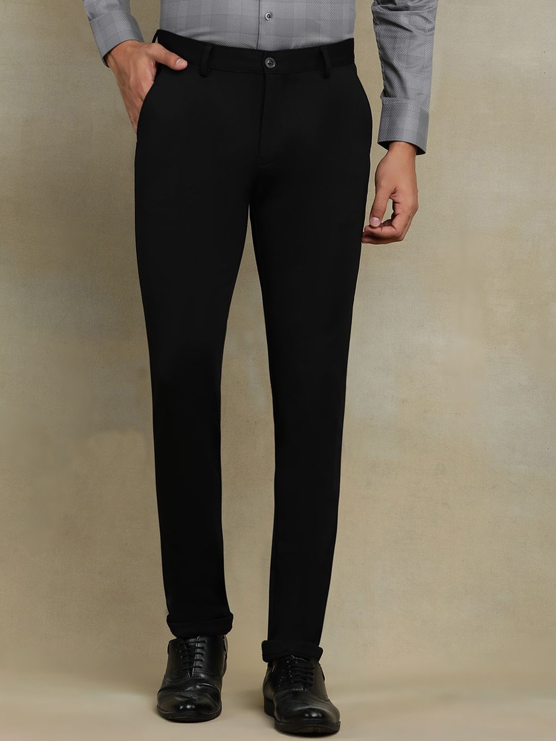 

JB STUDIO Men Mid-Rise Slim Fit Formal Trousers, Black
