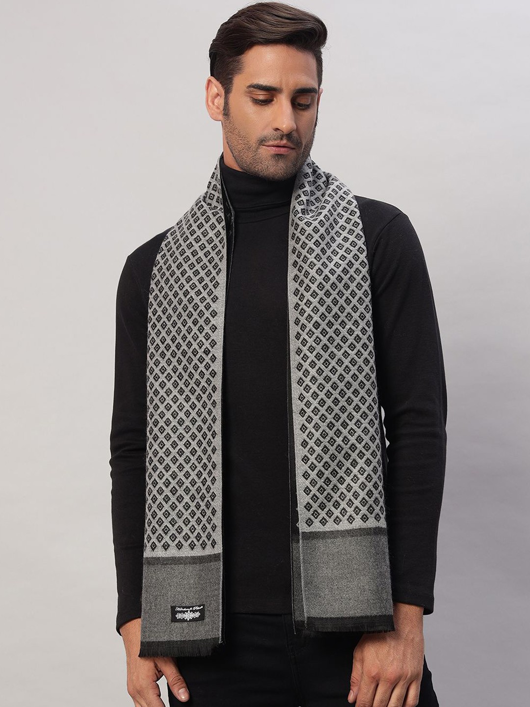 

HANDICRAFT PALACE Men Merino Wool Mufflers, Grey