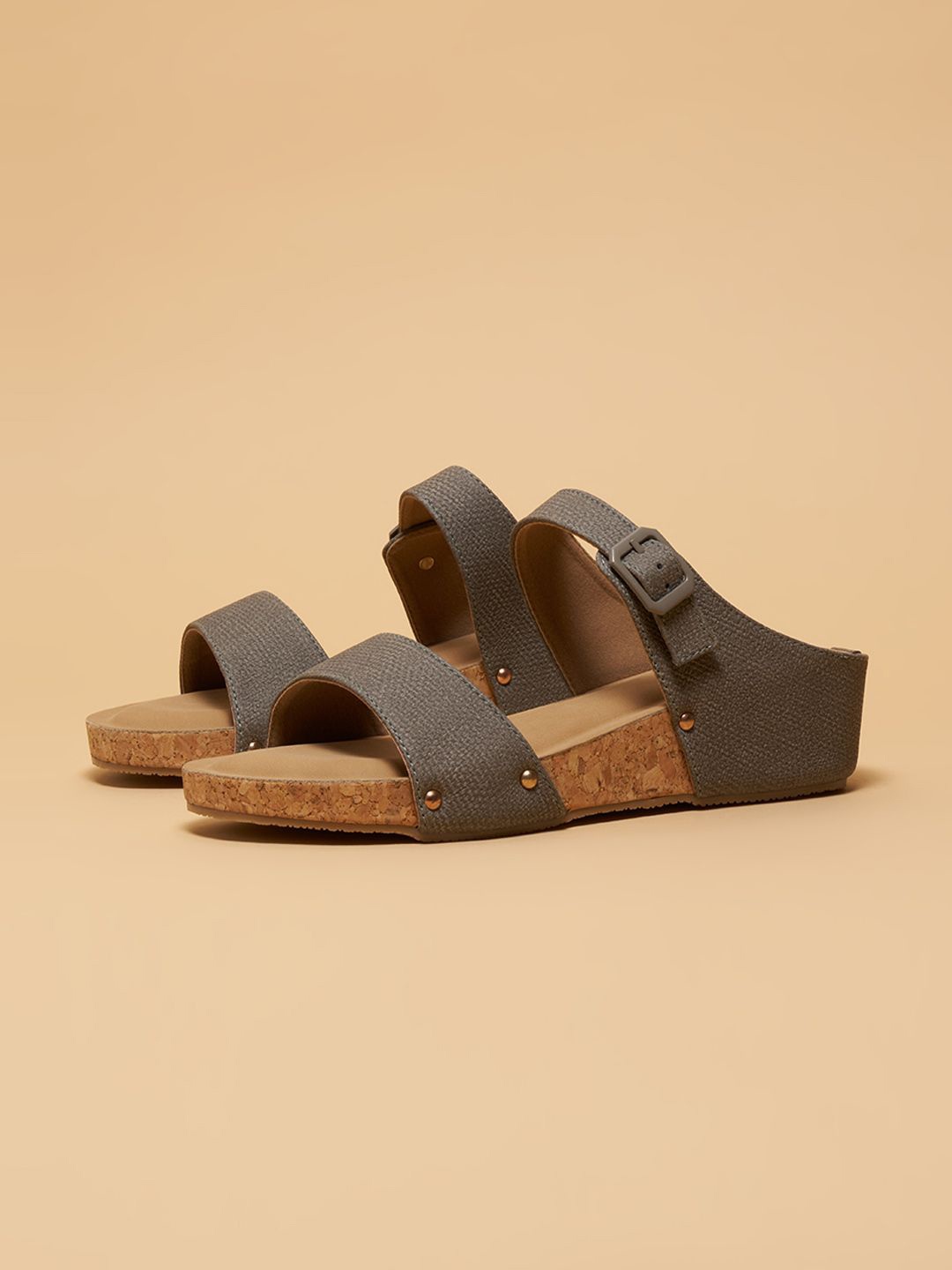 

ERIDANI Jake Ankle Strap Wedges, Grey