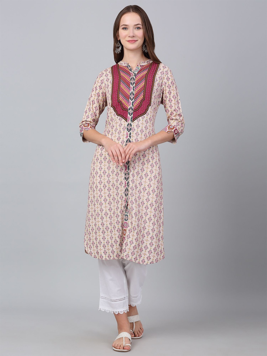 

Cantabil Women Ethnic Motifs Printed Gotta Patti Kurta, Cream