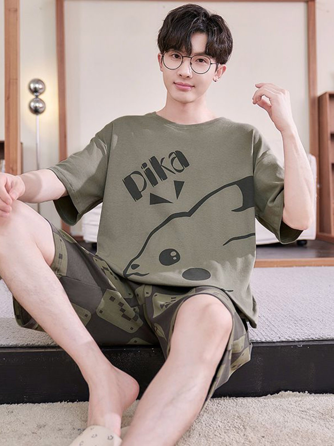 

StyleCast Green Printed Pure Cotton T-shirt With Shorts