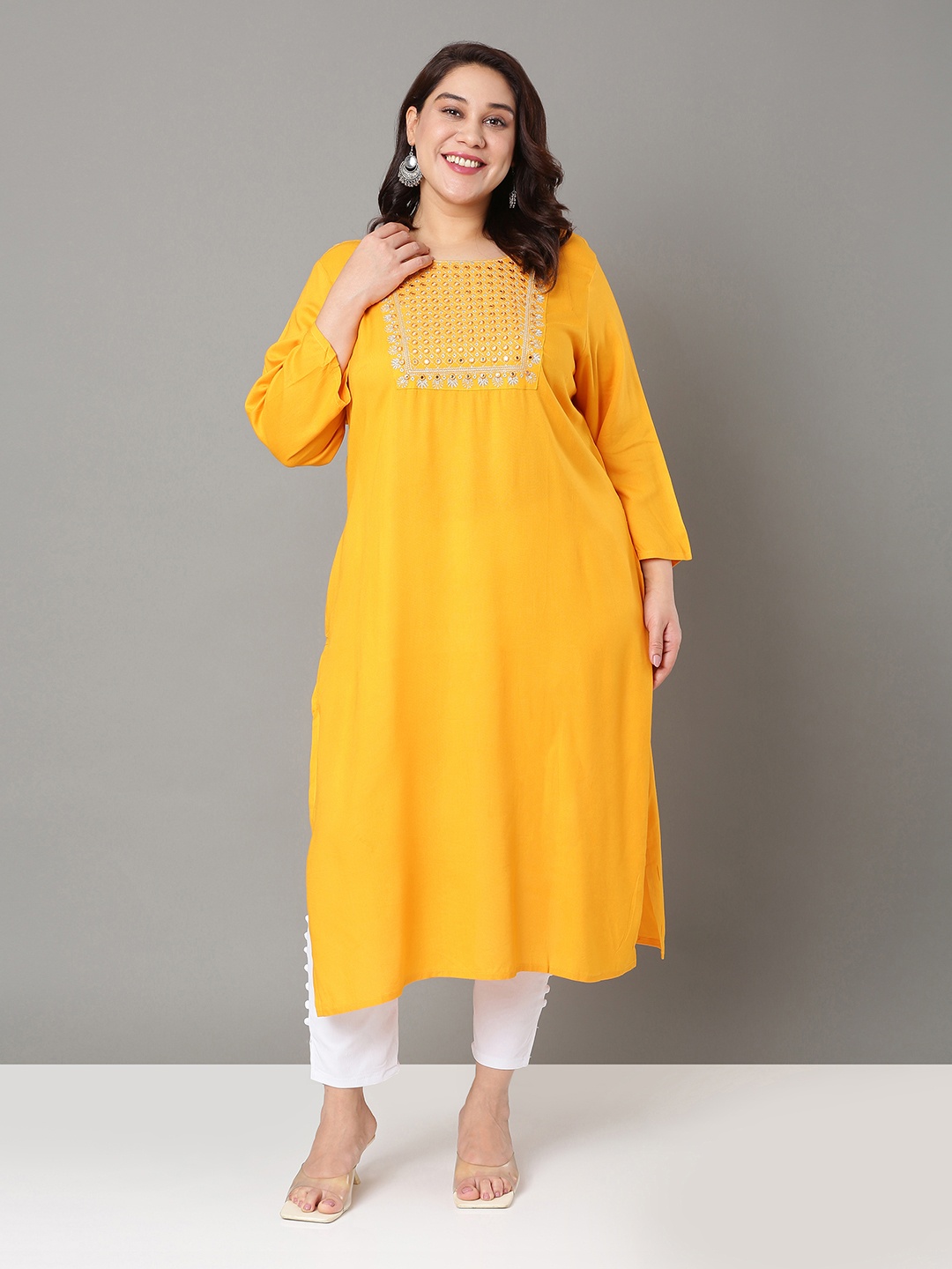 

Sztori Plus Size Geometric Embroidered Mirror Work Straight Kurta, Yellow