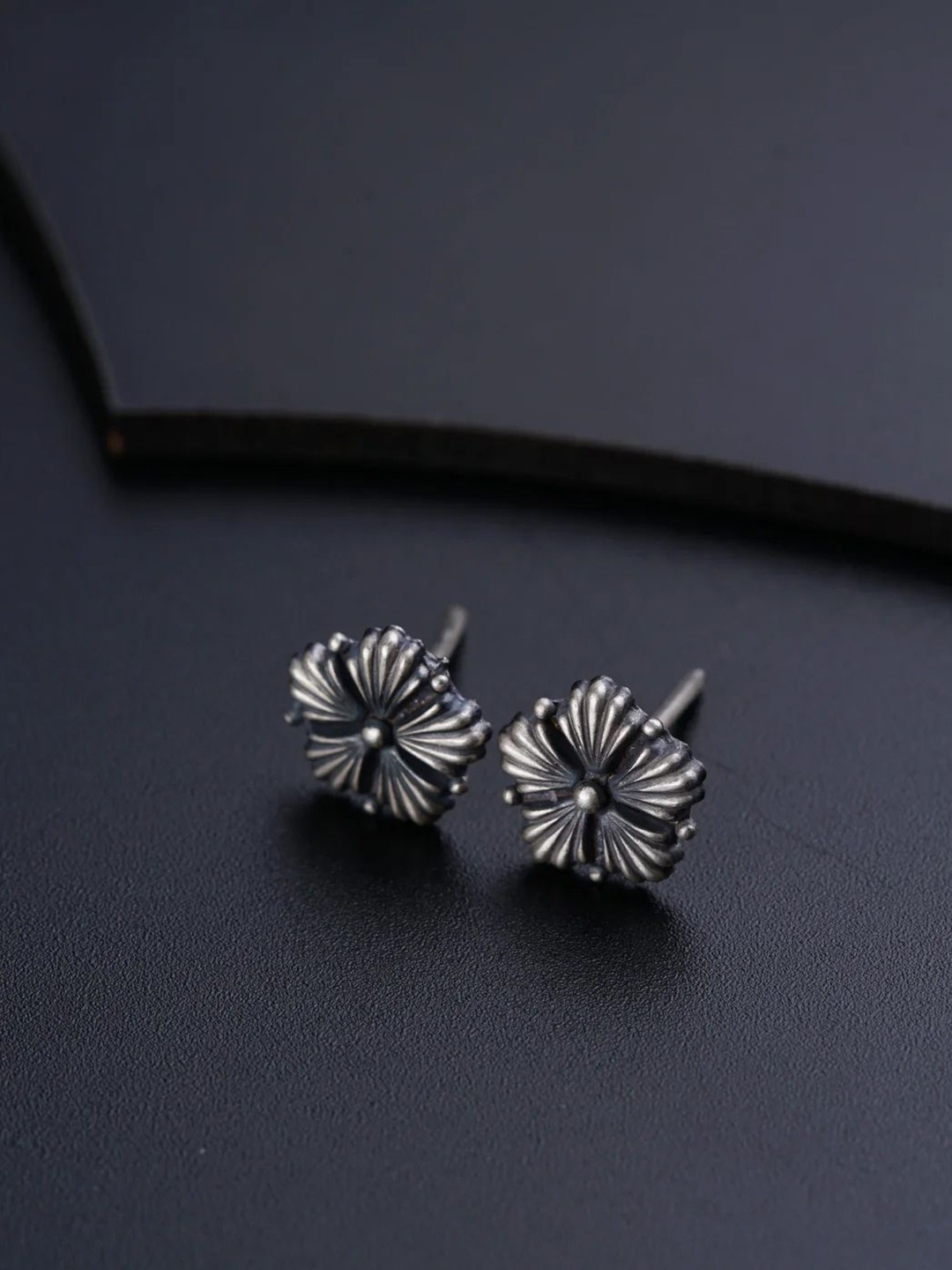 

House of Aadyaa Sterling Silver Classic Studs