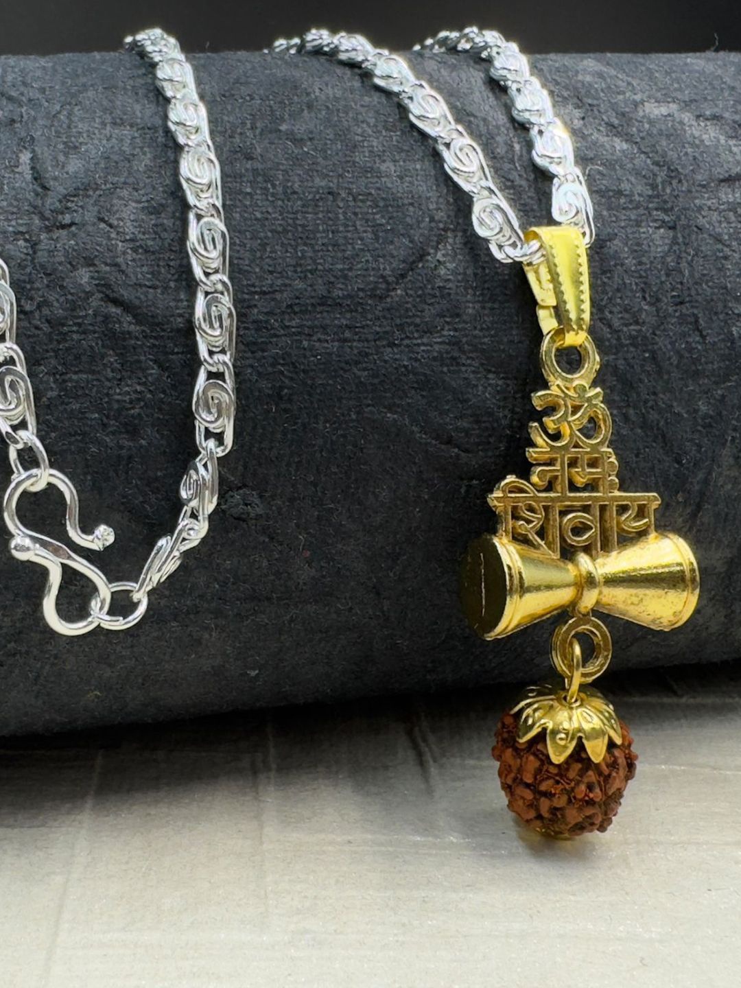

Estele Gold & Rhodium-Plated Quirky Pendant With Chain