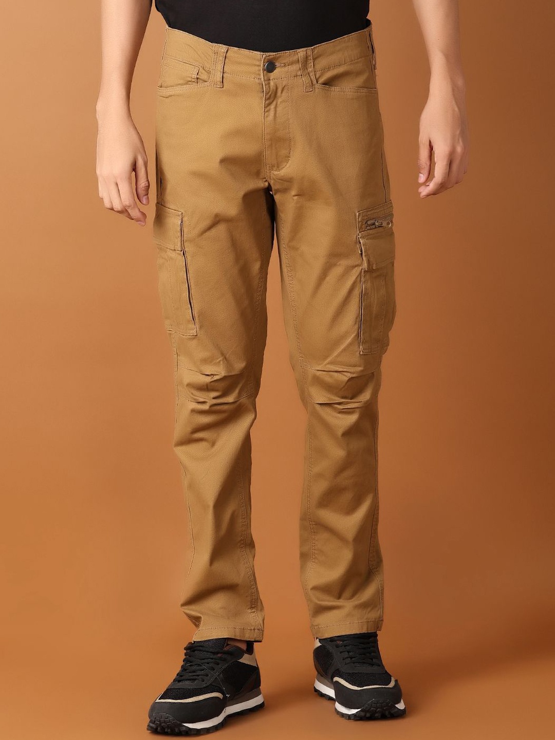

V-Mart Men Cargo Trousers, Khaki