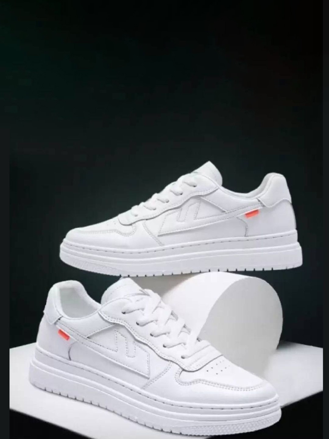 

K Footlance Men Round Toe Lace Ups Sneakers, White
