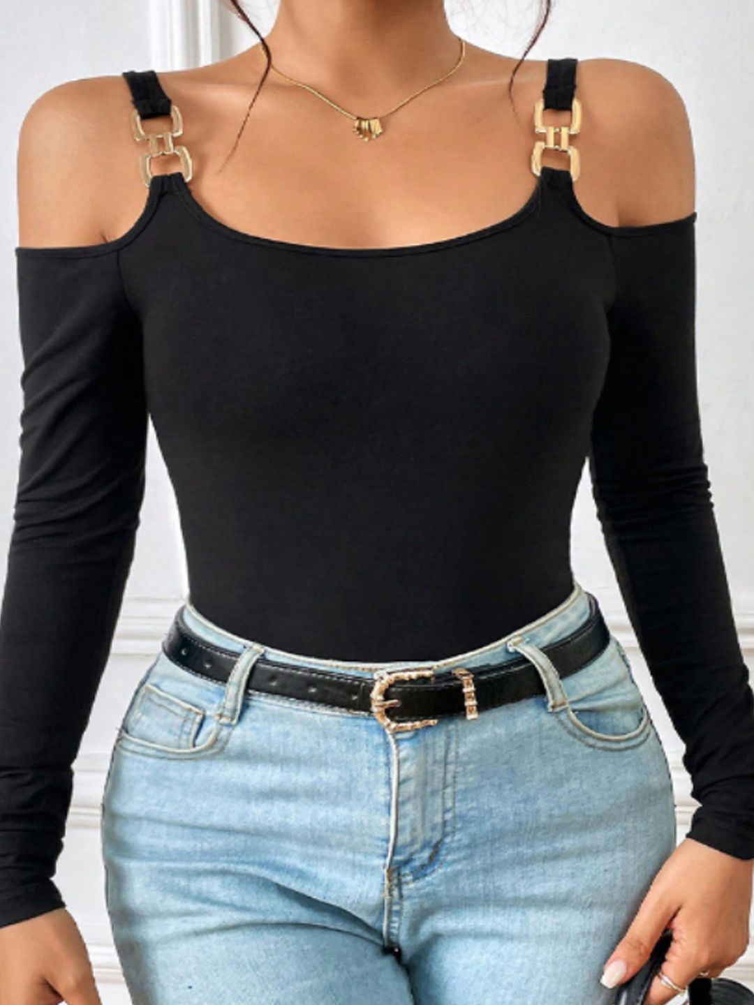 

StyleCast Round Neck Cold-Shoulder Top, Black